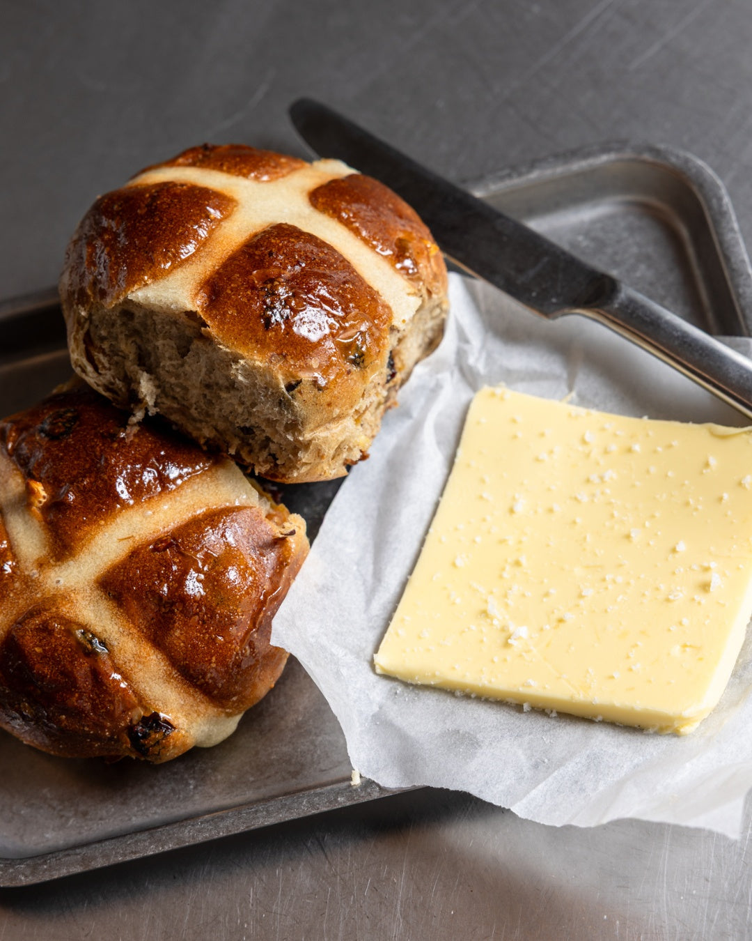 Traditional Hot X Buns
