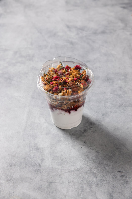 Granola Yoghurt Fruit Cup